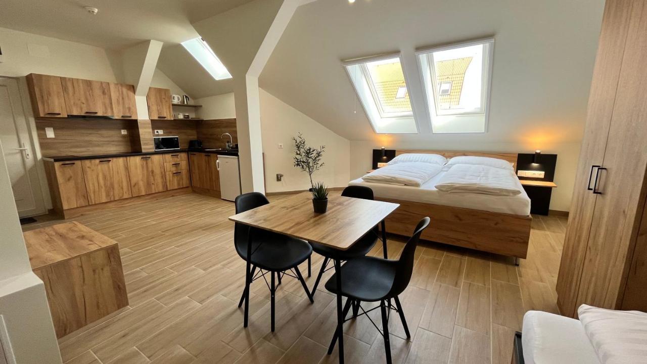 Rezidex Apartmanhaz Segedín Exteriér fotografie